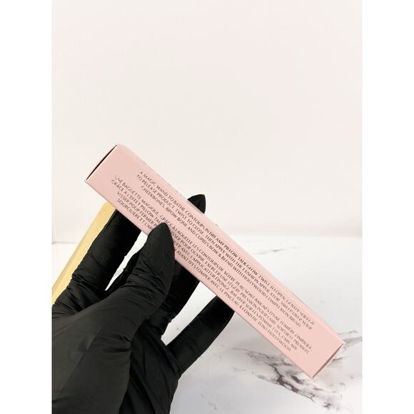 Charlotte Tilbury Beauty Light Wand Pillow Talk Brand New In Box Highlighter - Picture 9 of 13